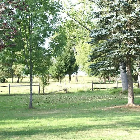 De La Bruyere فندق Chalvignac